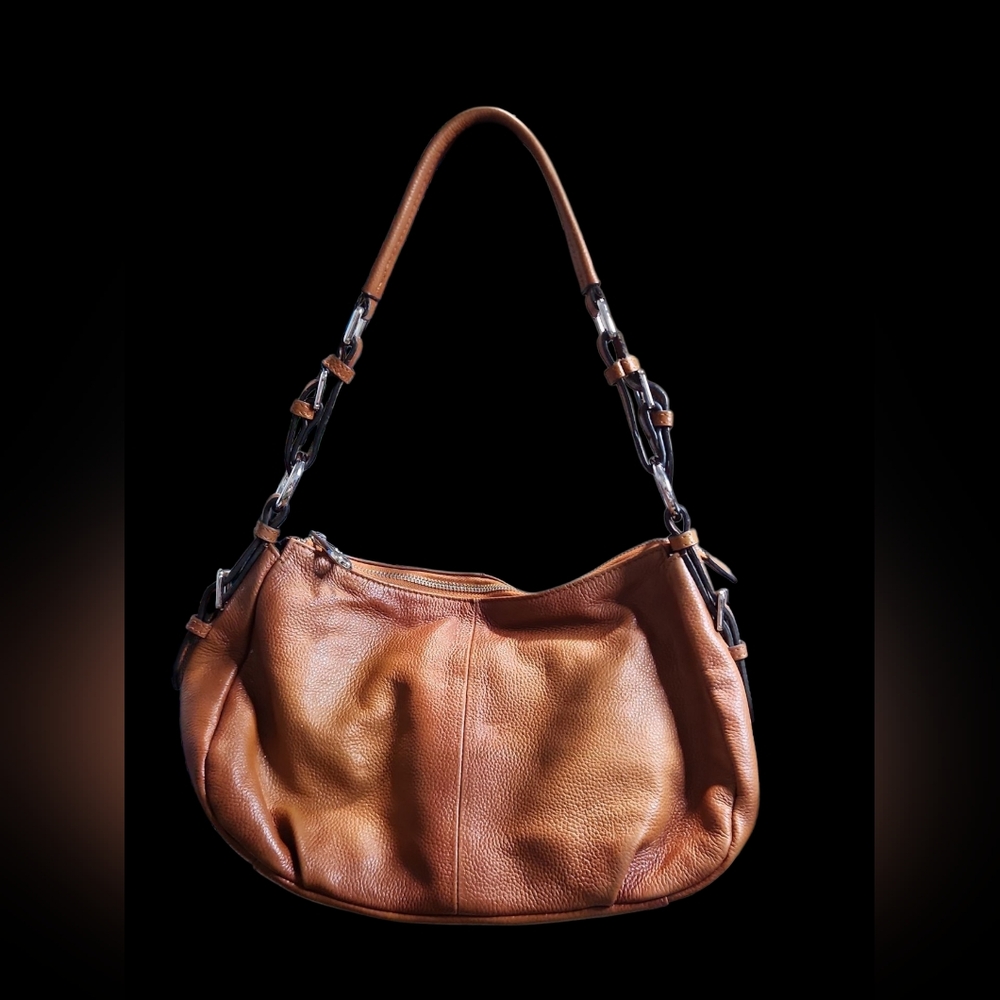 Tan Leather Hobo Bag with Slouchy Silhouette